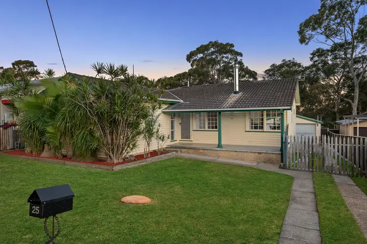 25 Oakville Road, Edgeworth NSW 2285