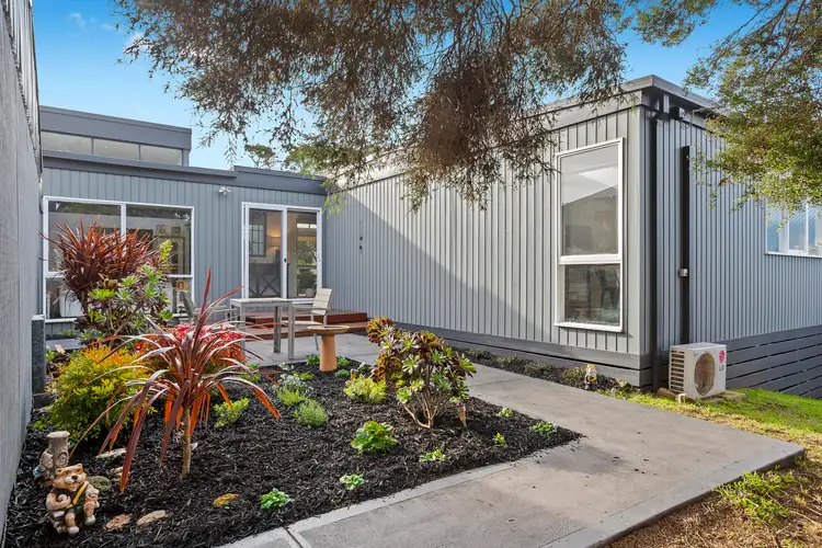 18 Peter Street, Rye VIC 3941