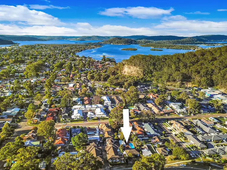 17 Gallipoli Avenue, Blackwall NSW 2256