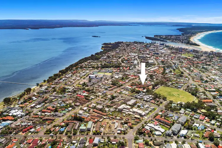 Sixth view of Homely villa listing, 1/16 Fraser Road, Long Jetty NSW 2261