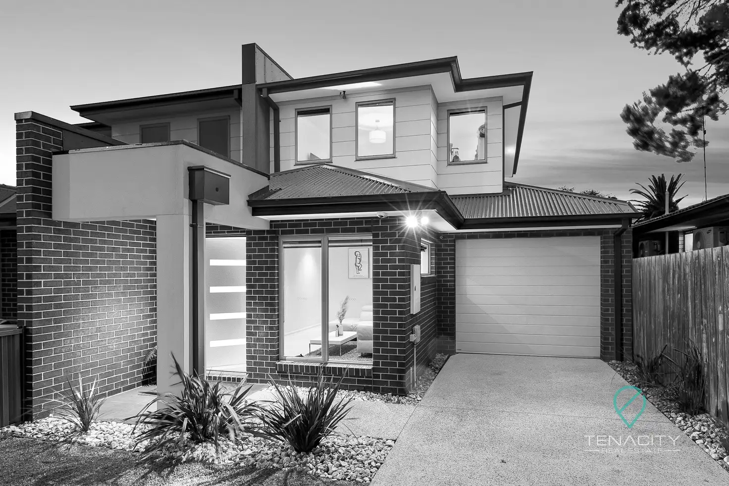 Main view of Homely townhouse listing, 33 McLeod Road, St Albans VIC 3021