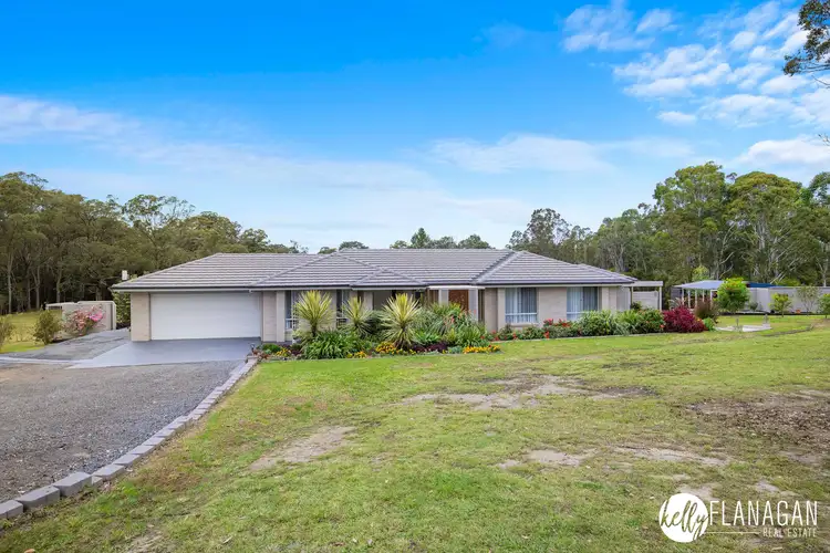 36 Hillview Drive, Yarravel NSW 2440