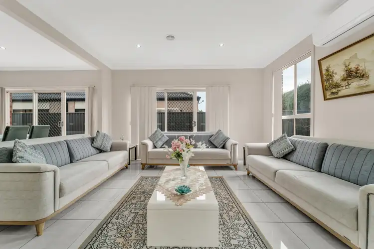 Seventh view of Homely house listing, 12 Mareeba Way, Craigieburn VIC 3064