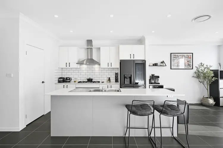 8 Stratton Lane, Penrith NSW 2750