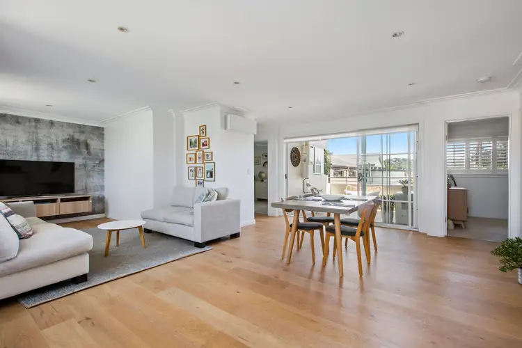 Main view of Homely unit listing, 18/134-138 Ocean Street, Narrabeen NSW 2101