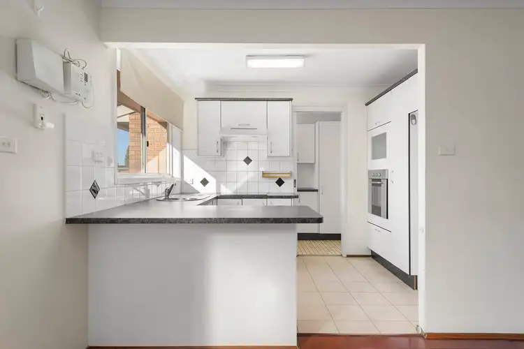 Second view of Homely villa listing, 18/1 Myrtle Street, Prospect NSW 2148