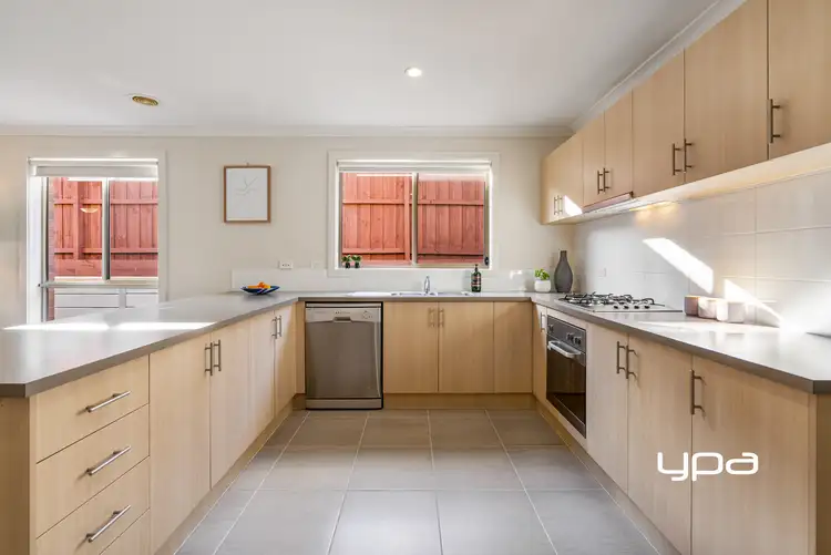 Sixth view of Homely house listing, 11 Raine Court, Sunbury VIC 3429