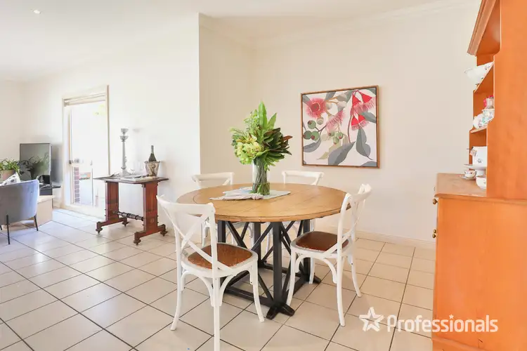 Fifth view of Homely townhouse listing, 253a Seventh Street, Mildura VIC 3500