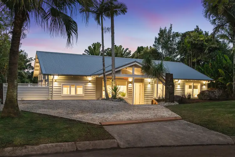 Second view of Homely house listing, 8 Gira Place, Ocean Shores NSW 2483