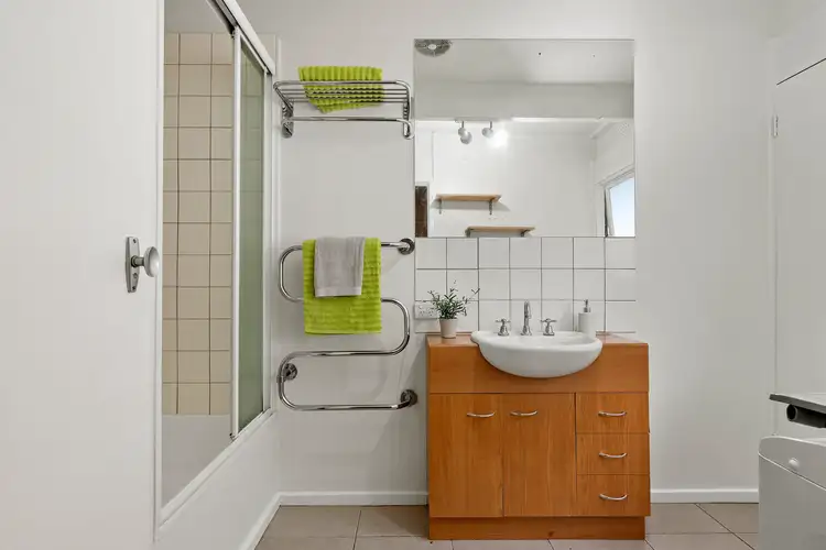 Fourth view of Homely unit listing, 2/57 Nunns Road, Mornington VIC 3931
