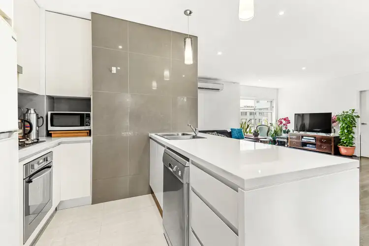 Third view of Homely apartment listing, 5/30 Pacific Parade, Dee Why NSW 2099