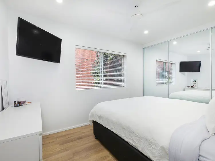 Fourth view of Homely apartment listing, 2/164 Russell Avenue, Dolls Point NSW 2219