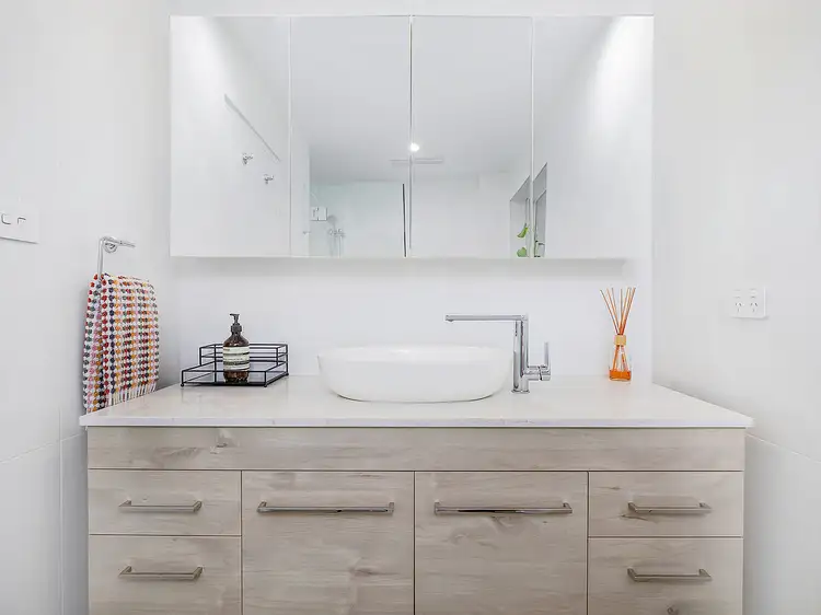 Sixth view of Homely apartment listing, 2/164 Russell Avenue, Dolls Point NSW 2219