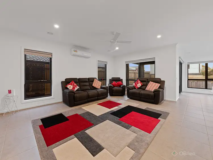 Fifth view of Homely house listing, 17 Pebble Beach Drive, Carrum Downs VIC 3201