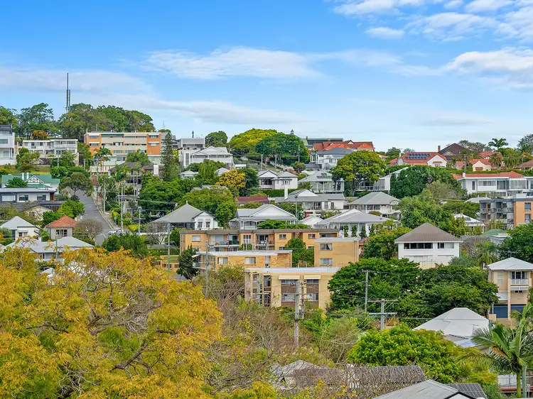 8/26 Crombie Street, Clayfield QLD 4011