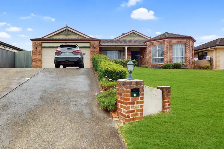3 Treefern Close, Aberglasslyn NSW 2320