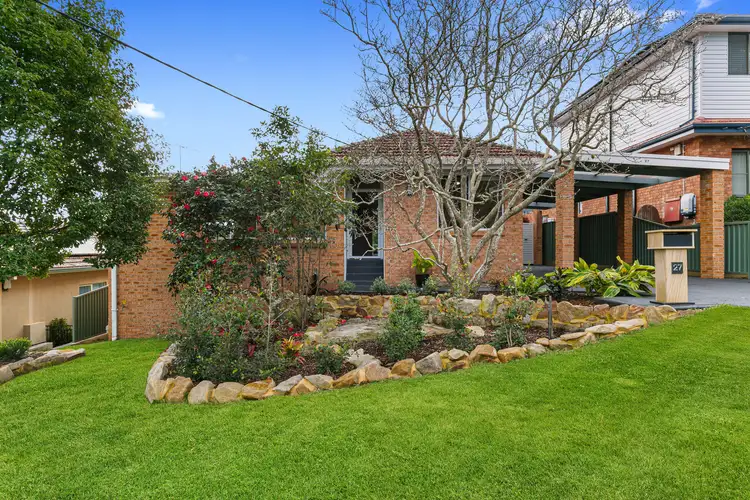 27 Tenth Avenue, Loftus NSW 2232