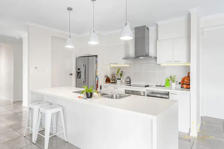 4 Malekula Close, Bentley Park QLD 4869