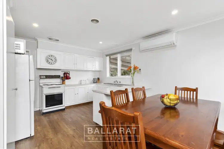 Fourth view of Homely house listing, 2 Locksley Street, Wendouree VIC 3355