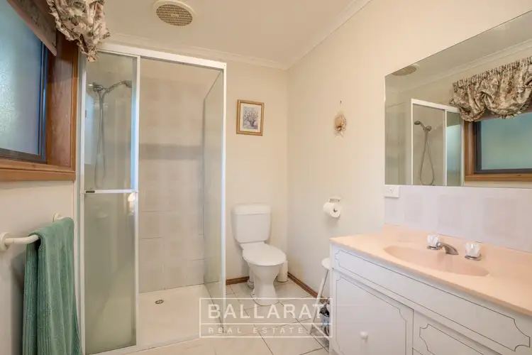 Fifth view of Homely house listing, 11 Lake View Court, Ballarat North VIC 3350