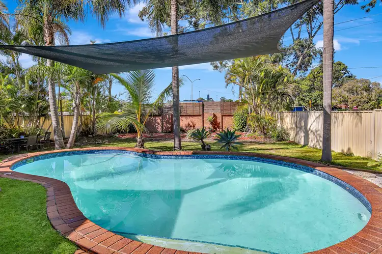 2 Parasol Street, Ashmore QLD 4214
