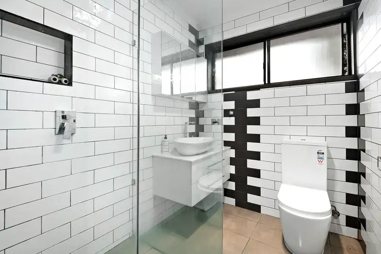 Fifth view of Homely house listing, 5 Lucia Court, Carrum Downs VIC 3201