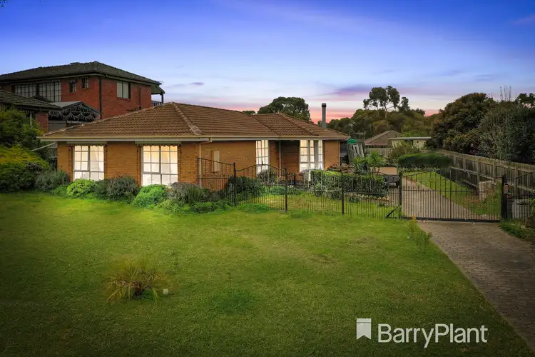 17 Kirra Court, Kurunjang VIC 3337