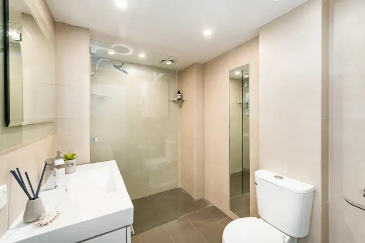 Sixth view of Homely apartment listing, 11/100 Ben Boyd Road, Neutral Bay NSW 2089