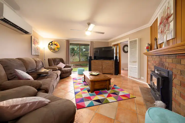 Second view of Homely house listing, 3 Acacia Crescent, Wodonga VIC 3690