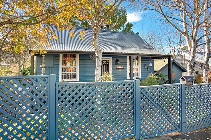 22 Leichhardt Street, Katoomba NSW 2780