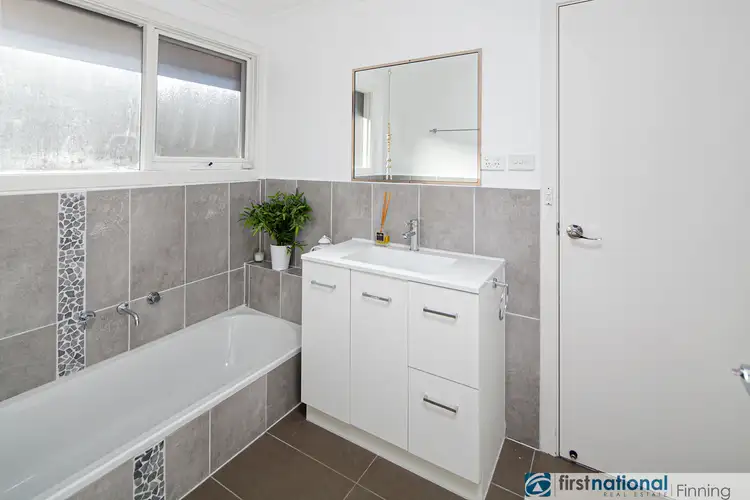 Fourth view of Homely house listing, 5 Tayport Gardens, Endeavour Hills VIC 3802
