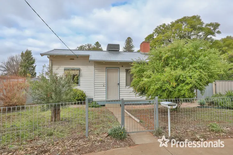29 Westcliffs Crescent, Red Cliffs VIC 3496