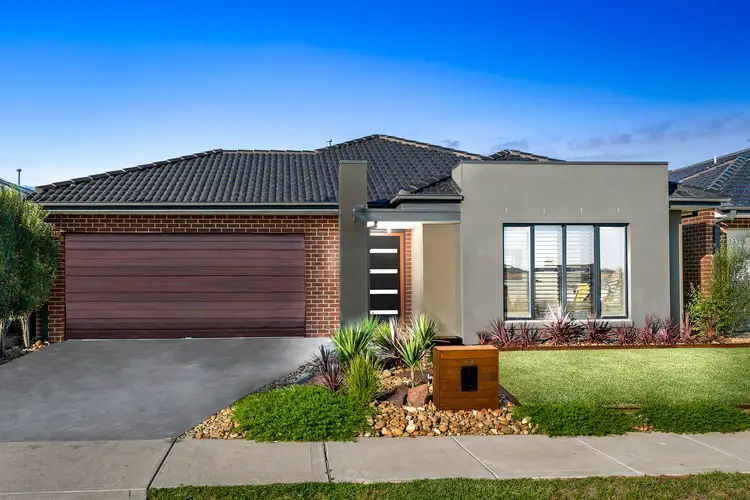 84 Bregman Esplanade, Manor Lakes VIC 3024