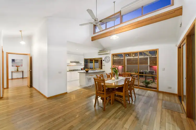 Fifth view of Homely house listing, 28 Banchory Avenue, Hillside VIC 3037