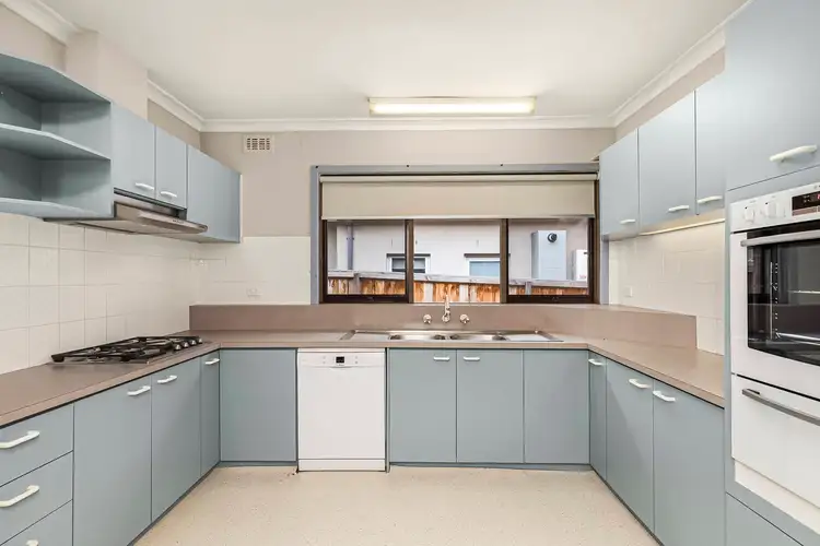 Fifth view of Homely house listing, 10 Columban Avenue, Strathmore VIC 3041