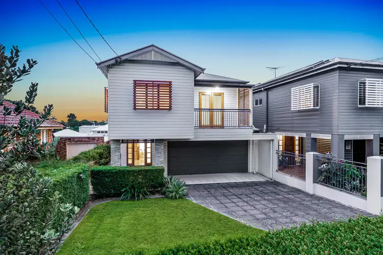87 Waterview Avenue, Wynnum QLD 4178