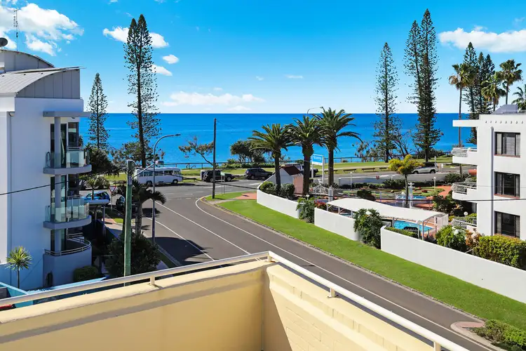 Main view of Homely unit listing, 2/3 Juan Street, Alexandra Headland QLD 4572