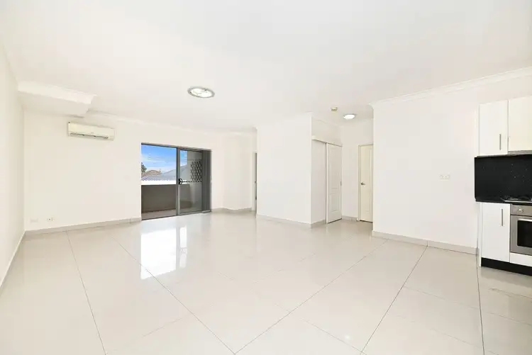 Fourth view of Homely apartment listing, 15/139 Waterloo Road, Greenacre NSW 2190