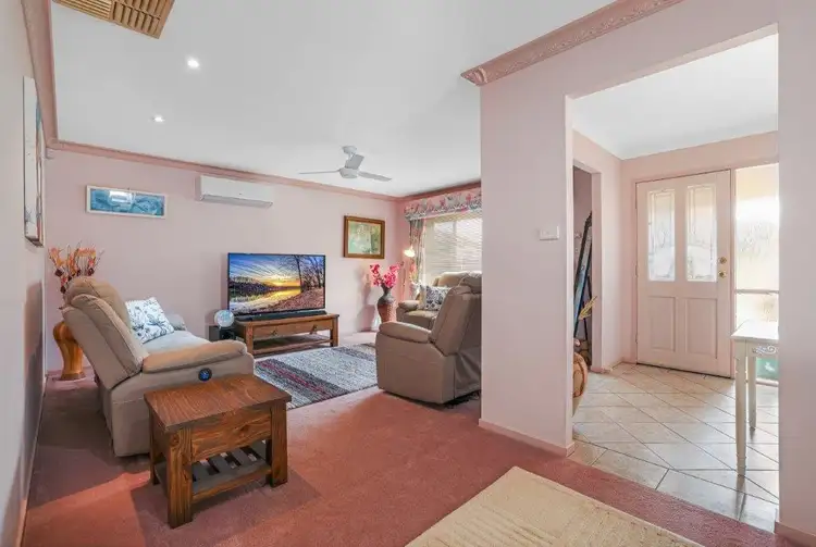Fourth view of Homely house listing, 4 Stratford Place, Tamworth NSW 2340