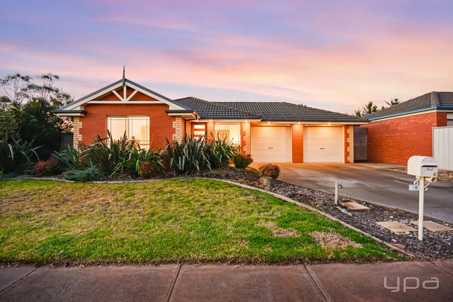 Main view of Homely house listing, 10 Hindmarsh Drive, Wyndham Vale VIC 3024