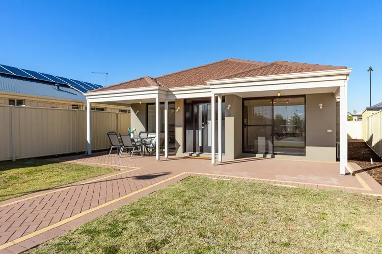 6 Keelia Vale, Lakelands WA 6180