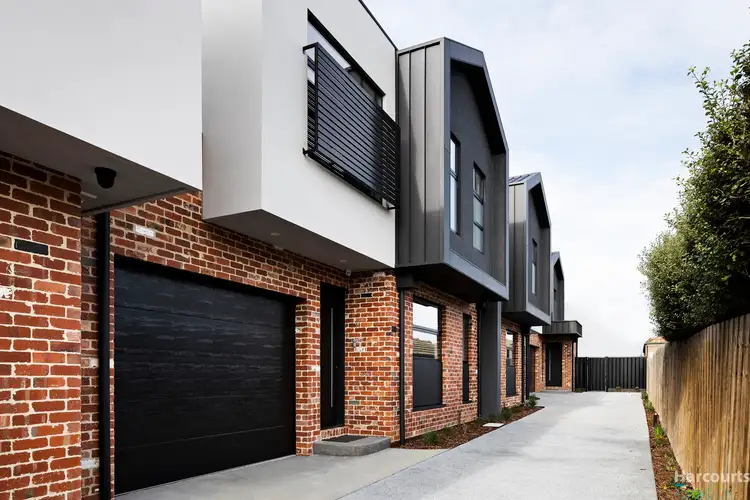 Main view of Homely townhouse listing, 2/37 Thackeray Road, Reservoir VIC 3073