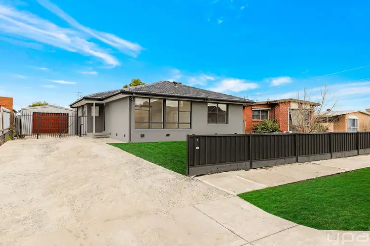 7 Pearson Crescent, Coolaroo VIC 3048