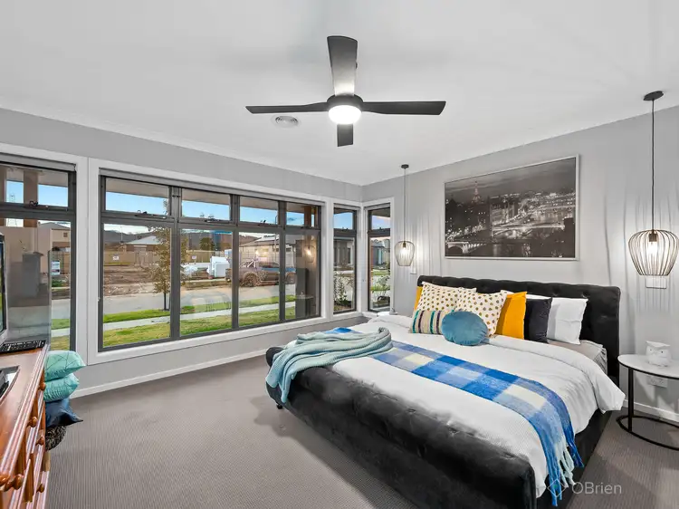 Second view of Homely house listing, 36 Petaluma Crescent, Officer VIC 3809