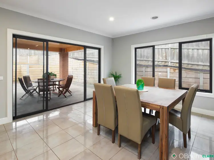 Fifth view of Homely house listing, 32 Empire Avenue, Drouin VIC 3818