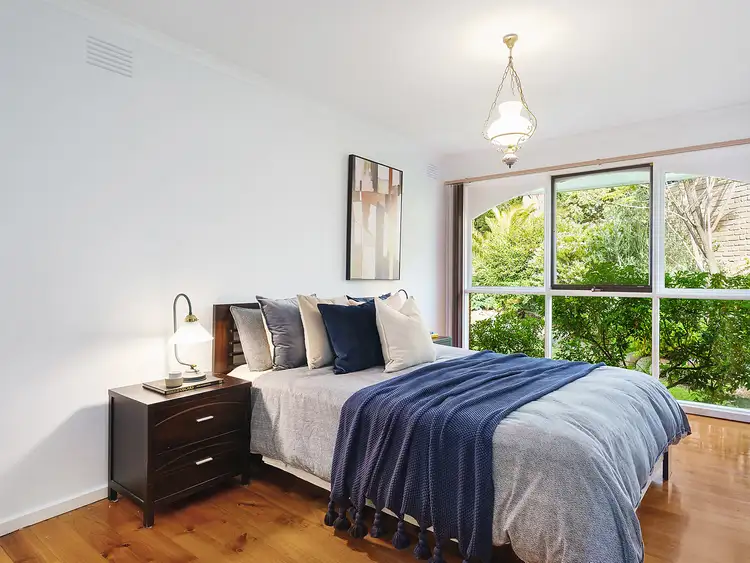 Fourth view of Homely house listing, 2 Ross Court, Yallambie VIC 3085