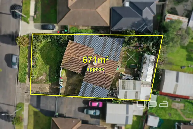 4 Melwood Court, Meadow Heights VIC 3048