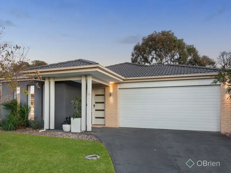 85 Malua Circuit, Sandhurst VIC 3977