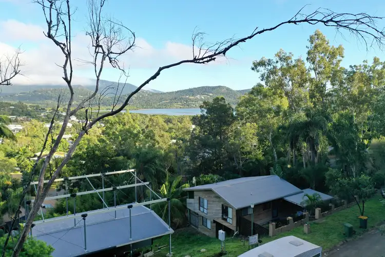 13 Warruga Street, Cannonvale QLD 4802