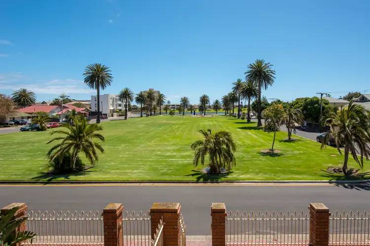 2/34 Tod Street, Glenelg North SA 5045